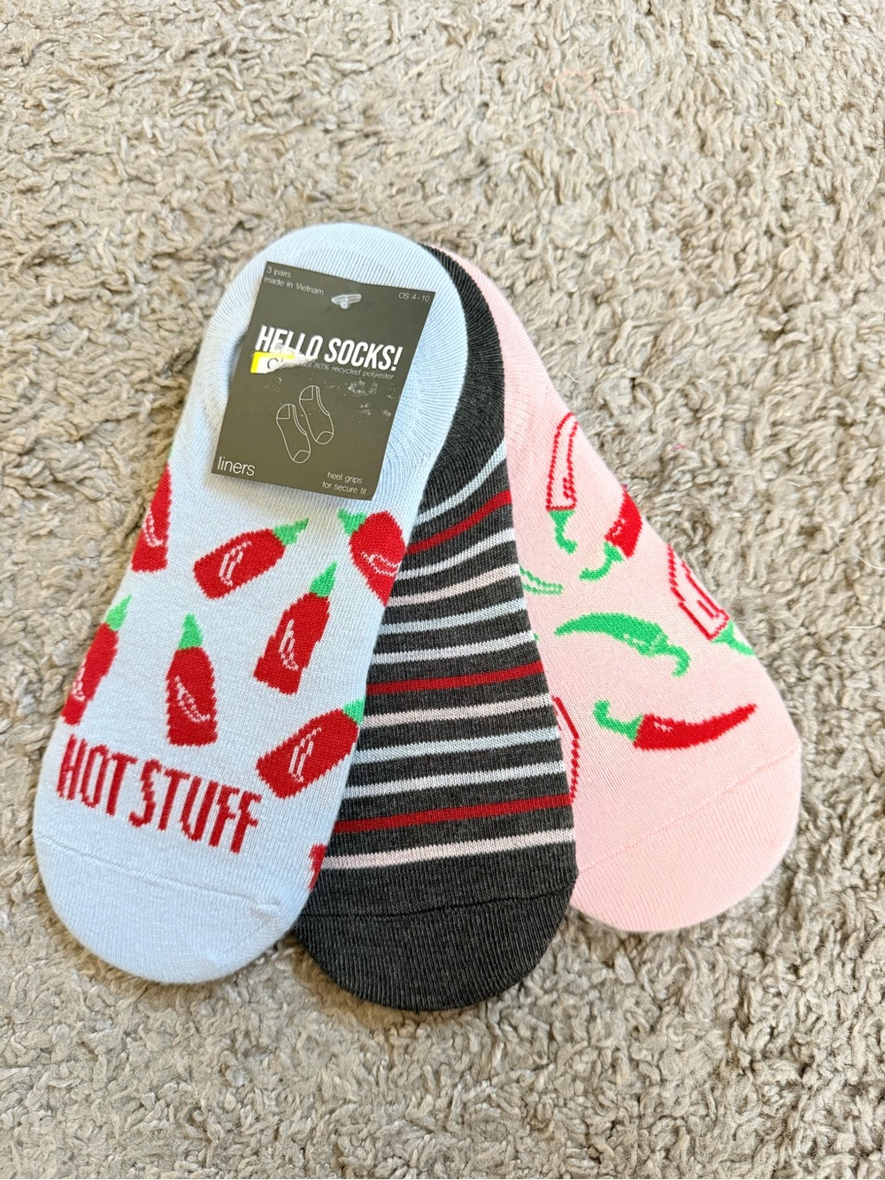 New No Shows Hot Stuff Socks Peppers Stripes One Size 4-10